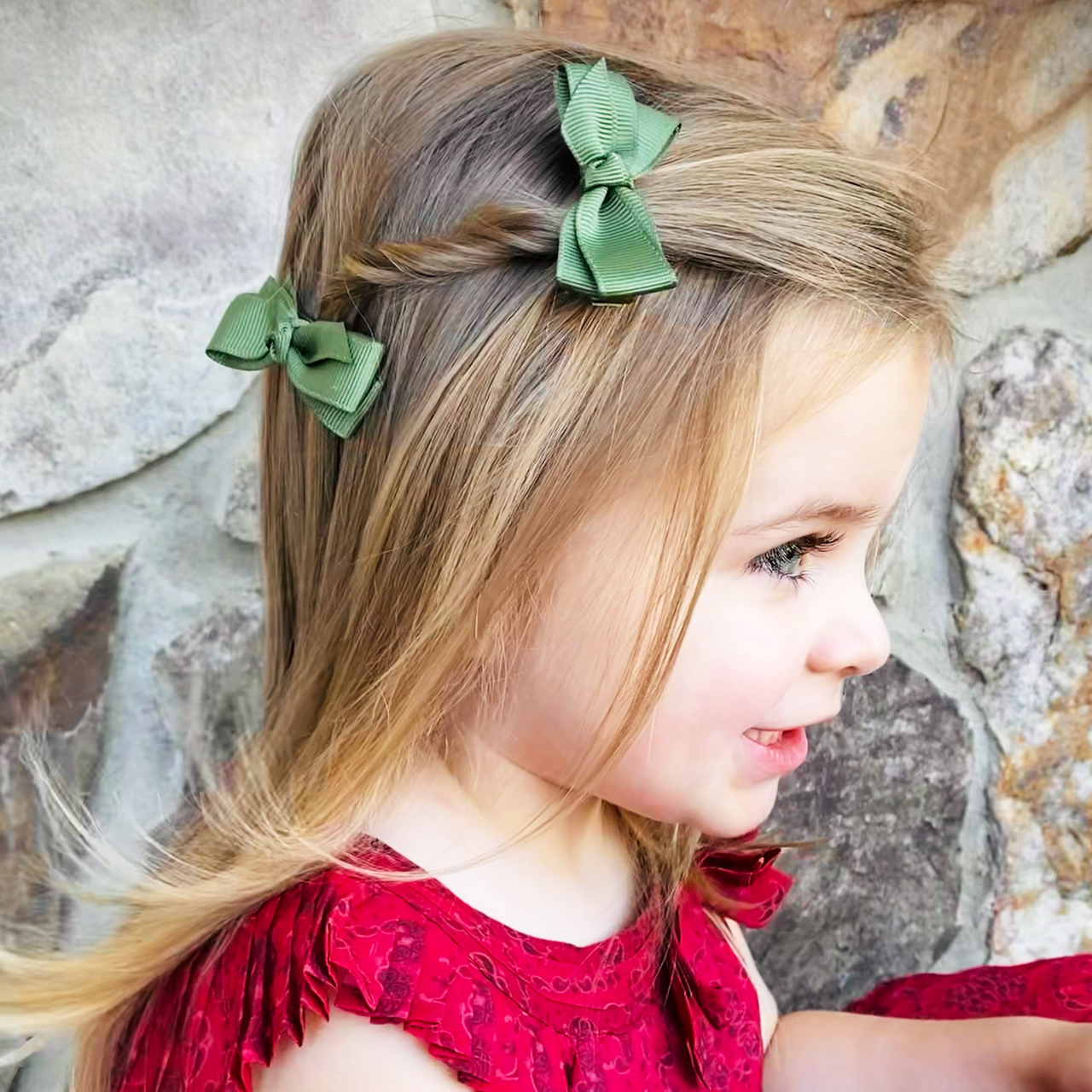 Aiyanna Toddler Bow - Alligator Hair Clip - Moss Baby Wisp