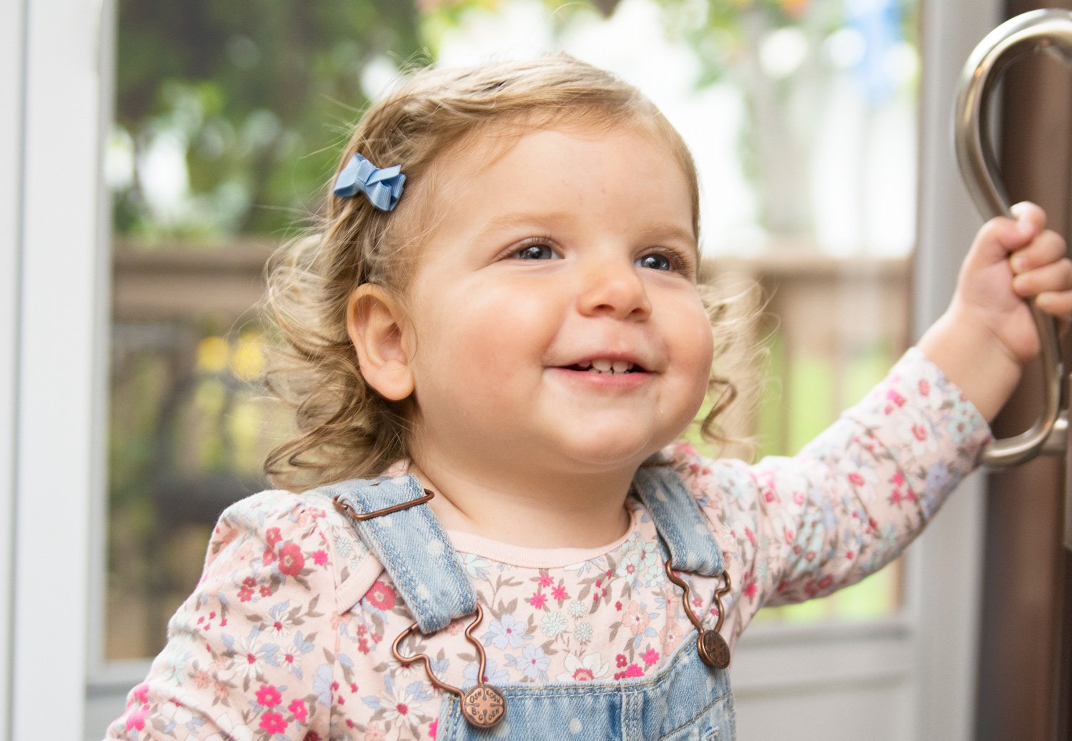 Small Snap Chelsea Boutique Bow - Single Hair Bow - Blue Bell Baby Wisp