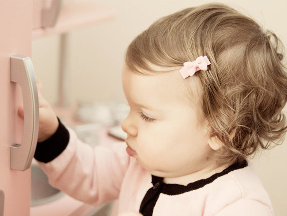 Grosgrain Tuxedo Bow Snap Clip - Single Hair Bow - Tulip Pink Baby Wisp