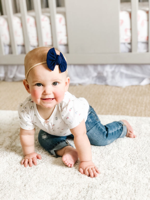 Knotted Bow - Skinny Nylon Headband Baby Wisp